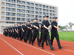 國盾特衛保安工作認真，勤懇，非常安全可靠!